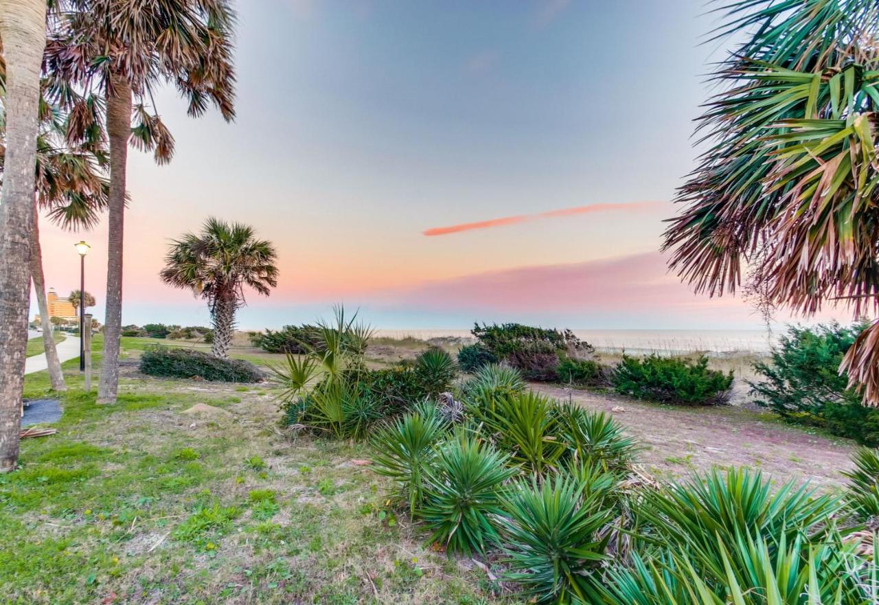 2 Bedroom Ocean Forest Villa Steps Away From Pristine Sandy Beaches Myrtle Beach Exterior photo